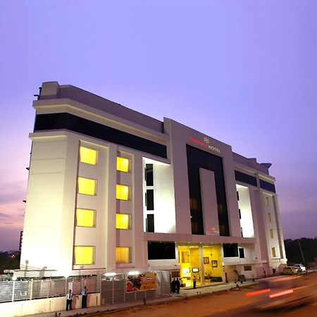 Peerless Hotel Hyderabad Eksteriør bilde