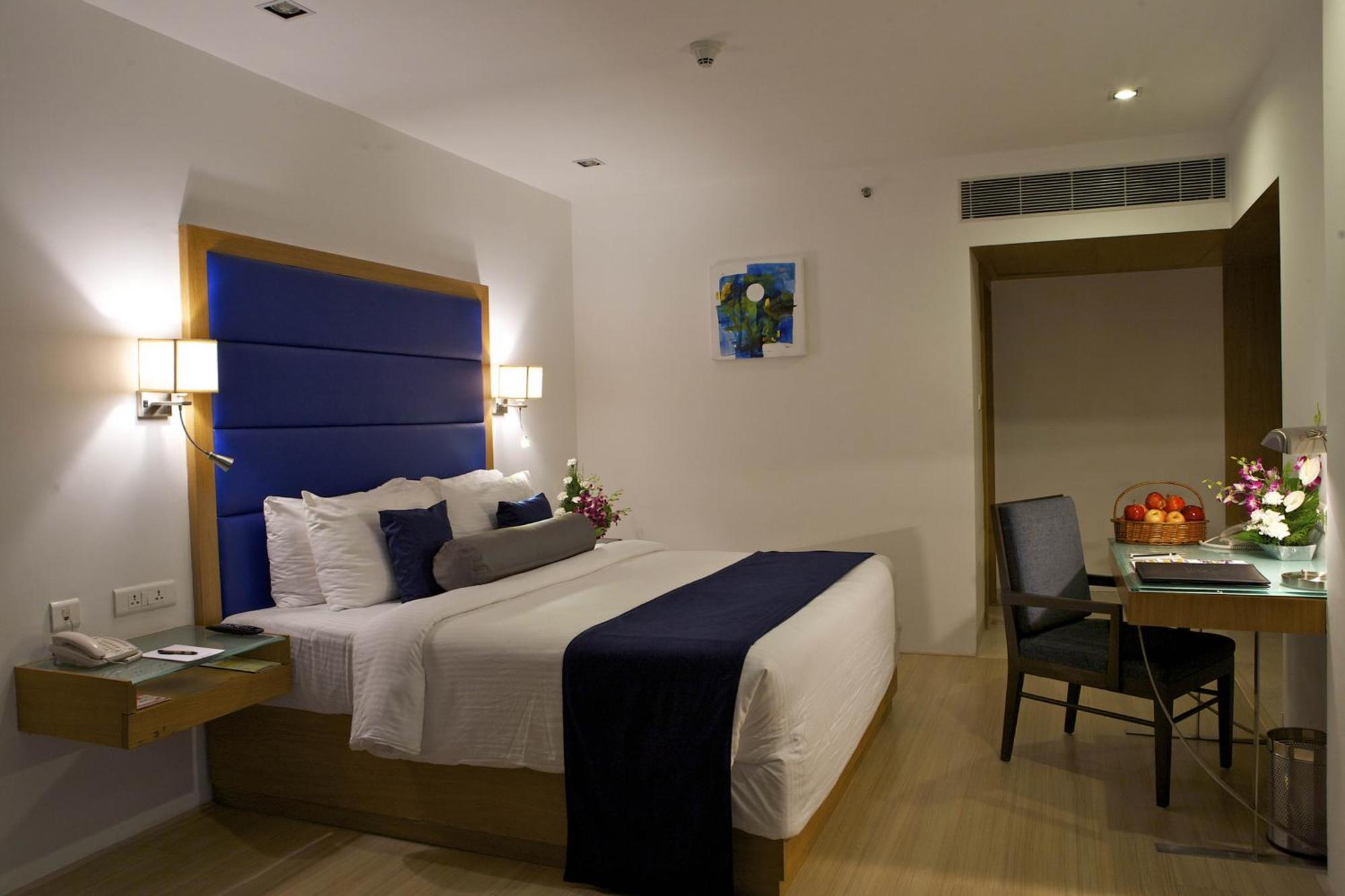 Peerless Hotel Hyderabad Eksteriør bilde