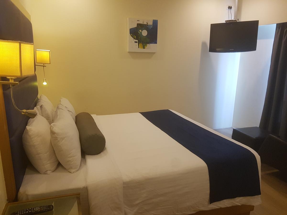 Peerless Hotel Hyderabad Eksteriør bilde