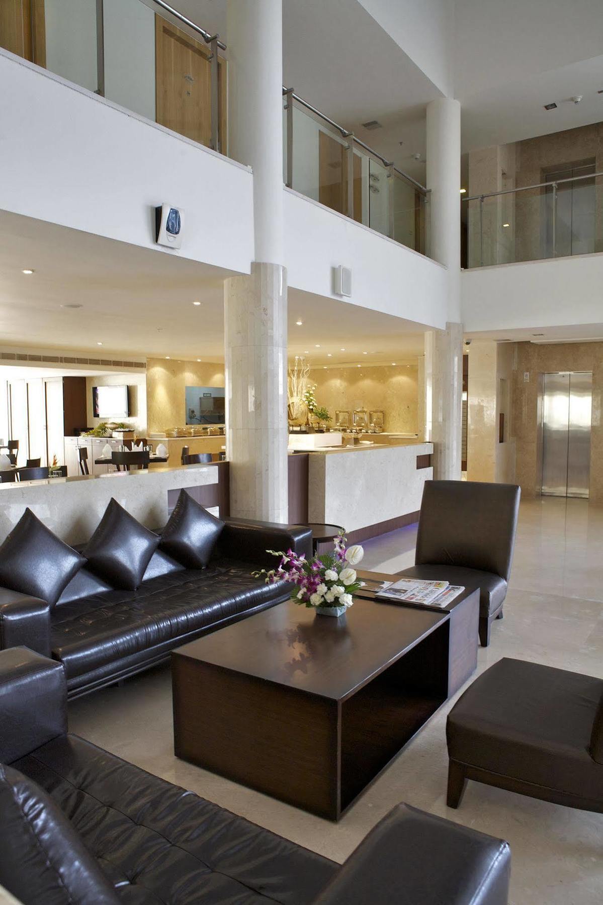 Peerless Hotel Hyderabad Eksteriør bilde